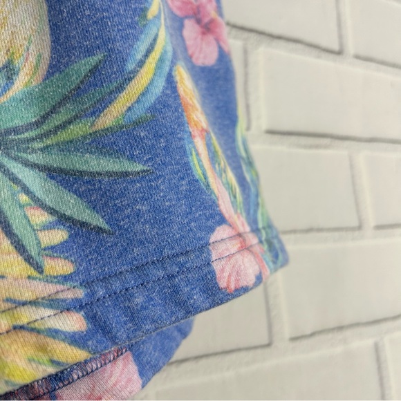 Chubbies Women's Authentic Tropical Parrot Fleece Drawstring Shorts size medium - Picture 3 of 5